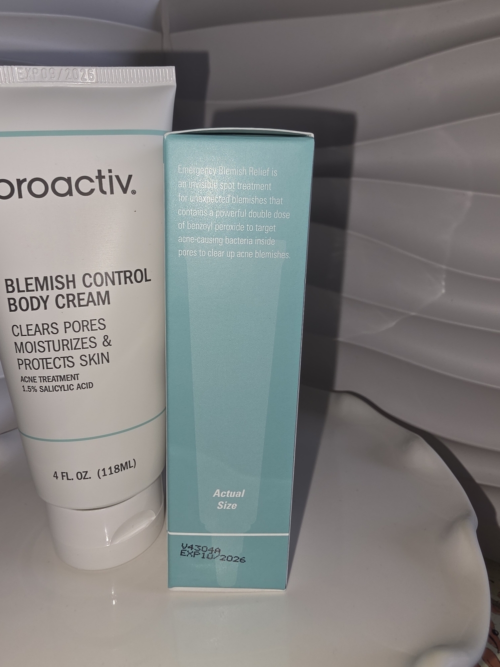 Proactiv Blemish Control Body Cream + Emergency Blemish Relief - Picture 3 of 4